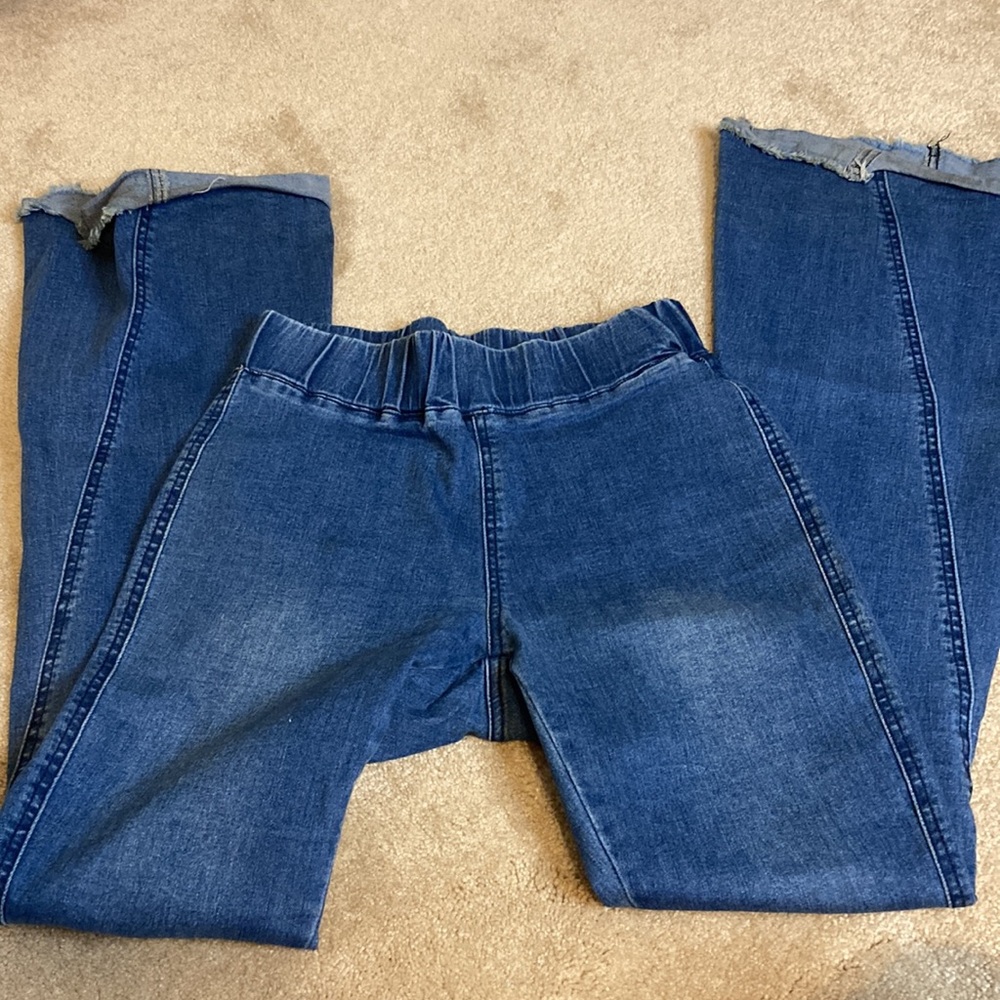 Bell Bottom Stretch Jeans